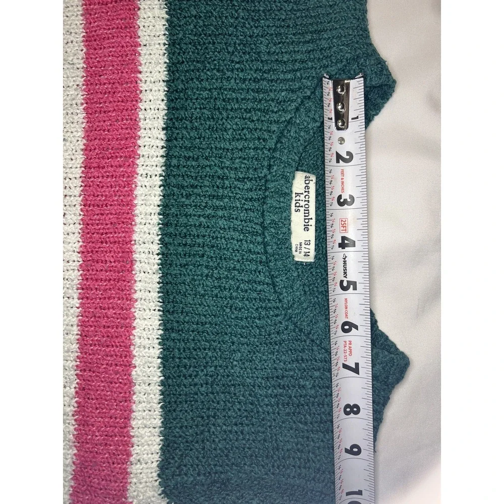 Abercrombie Kids Size 13/14 Girls Long Sleeve Sweater Green with white and pink